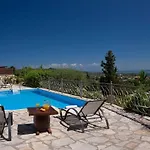 Theasis Lygia (Lefkada)