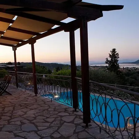 Theasis Vila Lygia (Lefkada)