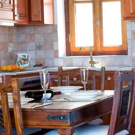 Villa Theasis